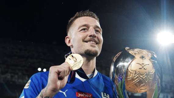 Lazio, Milinkovic vince la Supercoppa e i tifosi: "Ora torna a casa"
