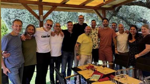 Lazio, Luis Alberto e Cataldi a pranzo con i magazzinieri: la storia social - FOTO