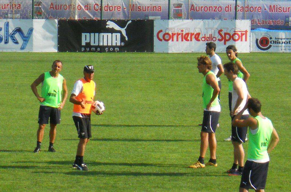 FORMELLO  Slitte di mattina, tante assenze nel pomeriggio: Ledesma e Stendardo in palestra, Garrido ancora ai box... Senza i nazionali Reja studierà eventuali alternative... 