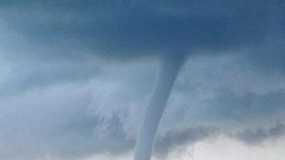 Tromba d’aria a Ostia e Fiumicino: le immagini fanno il giro del web! – FOTO & VIDEO