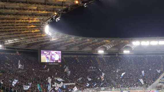 Lazio-Roma, il derby è sugli spalti. La Curva Nord: "Il telone dove sta?" - FOTO&VIDEO