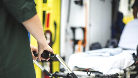 Cronaca Roma, incidente sulla Nomentana: morto un 21enne, grave una 16enne
