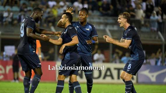 Lazio, si avvicina il debutto in stagione: squadra in partenza per Como - FOTO
