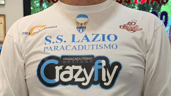 Lazio, che onore: per il "Natale di Roma" chiamati i paracadutisti biancocelesti!