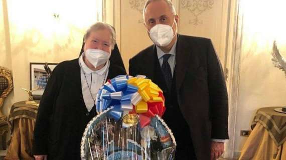 Scambio di doni tra Lazio e So.Spe per Pasqua: le parole di Lotito e Suor Paola
