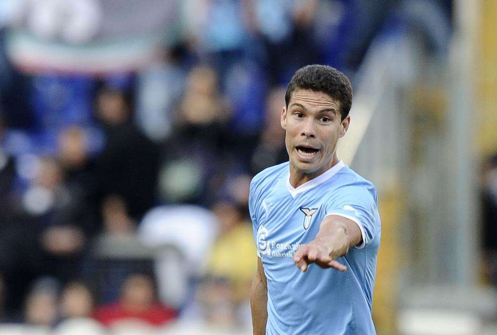 Hernanes incanta la Lazio: da trequartista gol, magie e carattere