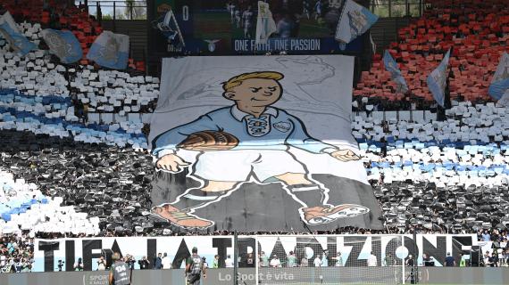 Lazio - Roma, “Tifa la tradizione” la scenografia del derby rimanda alla storia