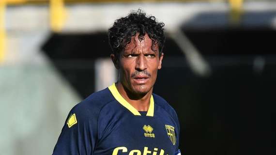 Parma, Bruno Alves è uno dei positivi al Coronavirus. L'agente: "Sta bene, è asintomatico"