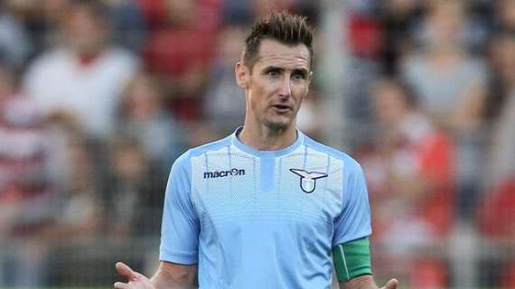 Lazio, i convocati di Pioli per il Palermo: c'è Klose