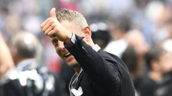 Juventus - Roma, Lapo Elkann Non Resiste Allo Sfottò: "Bella Pe' Te" - FOTO