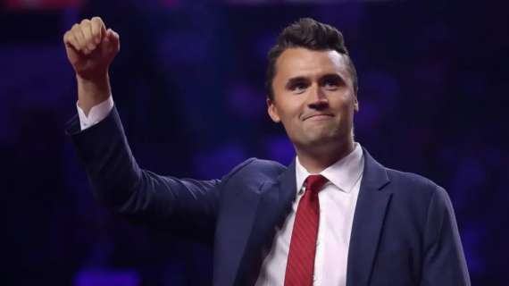 Caos in USA: morto l'attivista Charlie Kirk, ucciso da un colpo di arma da fuoco