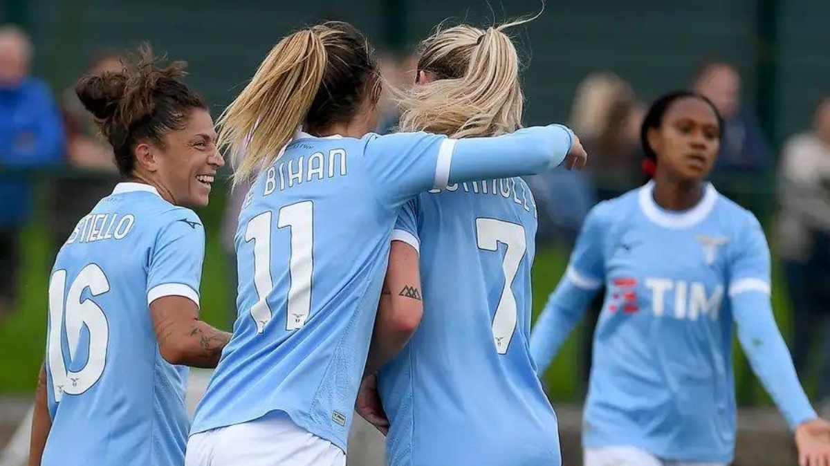 Lazio, la Women ospite del Comune per la foto ufficiale - FOTO