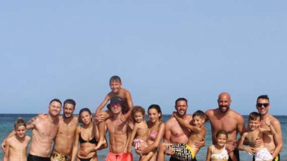 Lazio, trio spagnolo in vacanza: Ibiza è un po’ biancoceleste