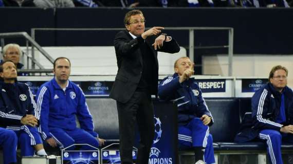Premier League, gli arbitri potrebbero allenarsi coi club: la proposta