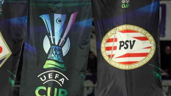 Calciomercato Lazio, il PSV ci prova per Philipp Max: l'Augsburg rifiuta l'offerta