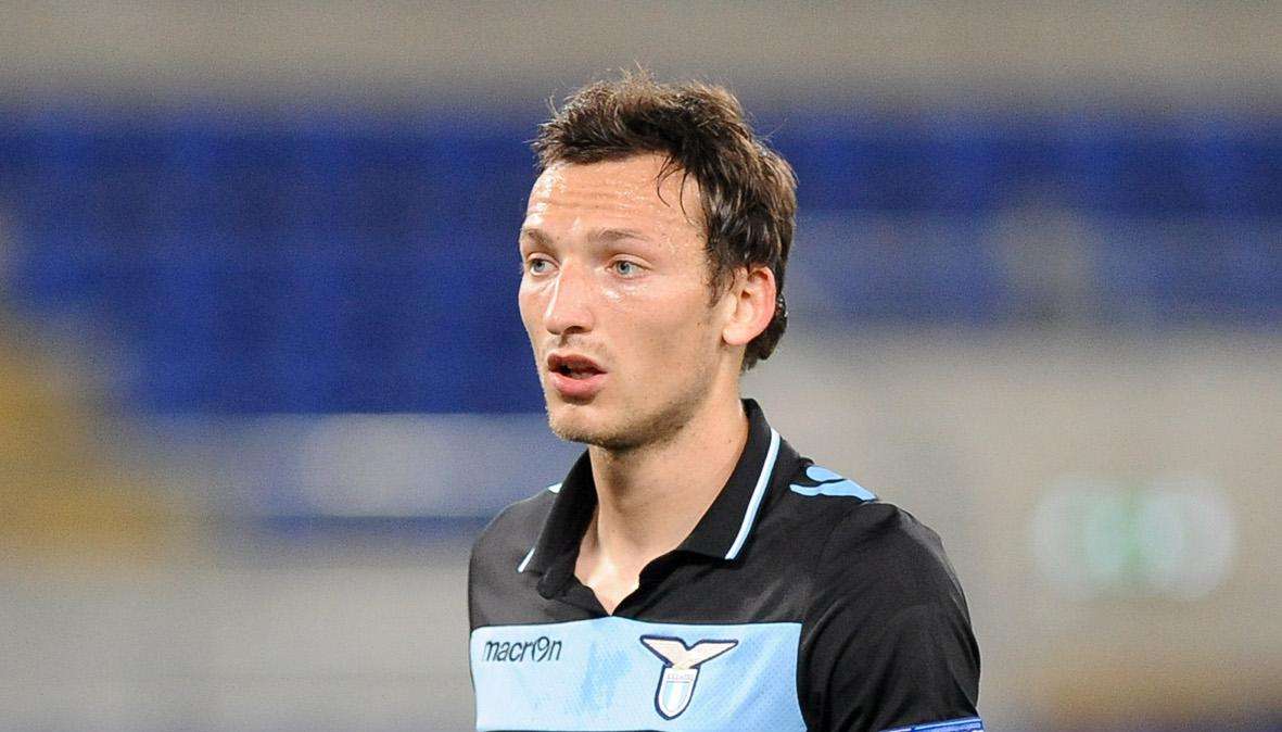 Kozak sempre più lontano dalla Lazio, piace anche all'Hellas Verona