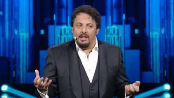 TV | Brignano, Un'Ora Sola vi Vorrei cala d'ascolti. Bene Leonardo e Champions