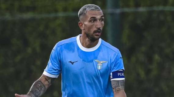 Lazio, Cataldi parte dietro Rovella: ma la fascia di capitano è un indizio