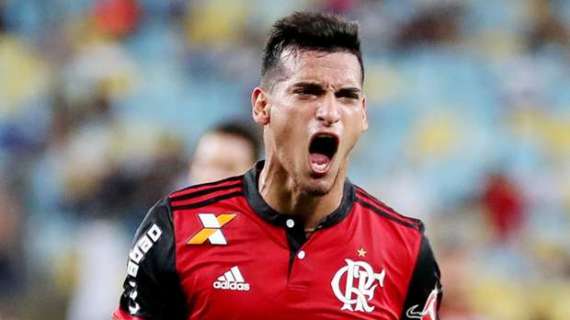 Calciomercato Lazio, dir. esecutivo Flamengo: "Nessuna proposta per Trauco, non parte". E la clausola…