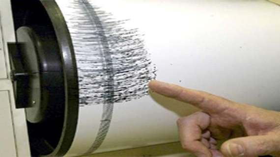 Terremoto, forte scossa nel Maceratese: crolla un campanile
