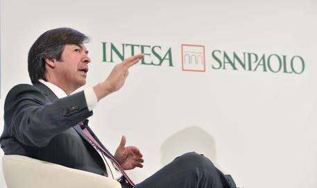 Banche, Intesa Sanpaolo lancia un'offerta su Ubi Banca