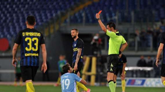 Lazio-Inter, ammonito Hoedt ed espulsi Keita e Lulic: salteranno la partita con il Crotone