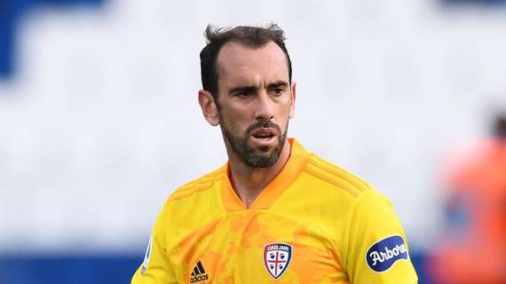 Cagliari, Godin positivo al Covid. Anche Nandez fuori dai convocati per la Juve