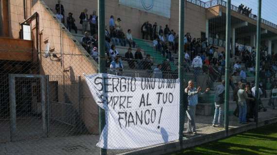 FORMELLO - L'abbraccio consolatorio, Floccari il più gettonato: "Sergio uno di noi, sempre al tuo fianco". Amichevole: 3-5-2 confermato, Rocchi sempre il più in forma. Radu assente, ma c'è ottimismo
