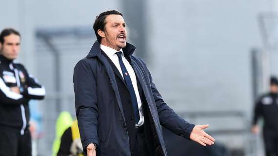Pescara, ufficiale l'esonero di Oddo: il nuovo allenatore sarà Breda