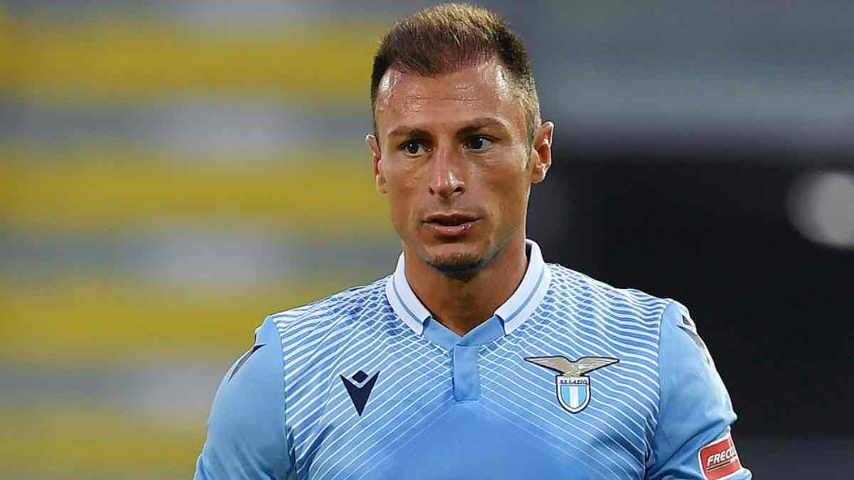 Milan-Lazio, Radu è a San Siro. E "chiama" un suo ex compagno
