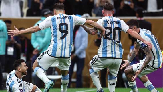 Argentina: i calciatori dell'Albiceleste sbeffeggiano Mpabbè - VIDEO