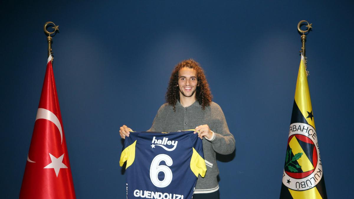 Fenerbahce, Guendouzi: "Ai tifosi prometto che darò tutto. Sono felice"