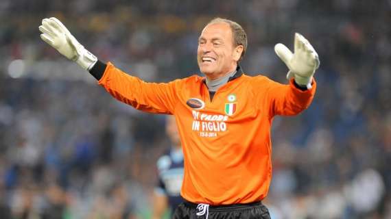 Luca Marchegiani compie 52 anni, gli auguri della Lazio: "Buon compleanno!"