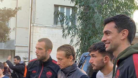 Lazio, il derby della solidarietà: Leiva, Cataldi, Pau Lopez e Pastore all'Umberto I