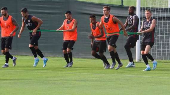 Bologna, due assenze pesanti contro la Lazio: out Dijks e Soriano