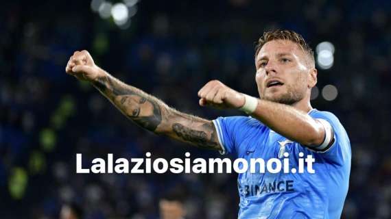 Immobile acciaccato dopo il fallo di Darmian: a casa ha una "massaggiatrice personale" - FOTO