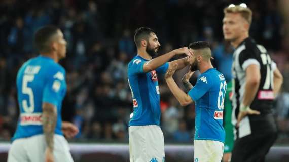 CLASSIFICA - Simy alla Ronaldo: il Napoli torna a -4. La Lazio risponde a Inter e Roma, colpo Sassuolo