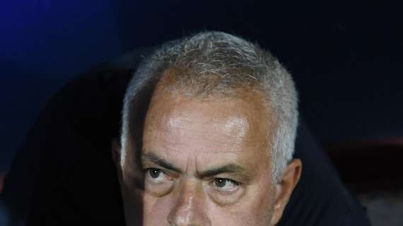 Roma, Mourinho: "Sembra che tutto vada contro di noi ultimamente"