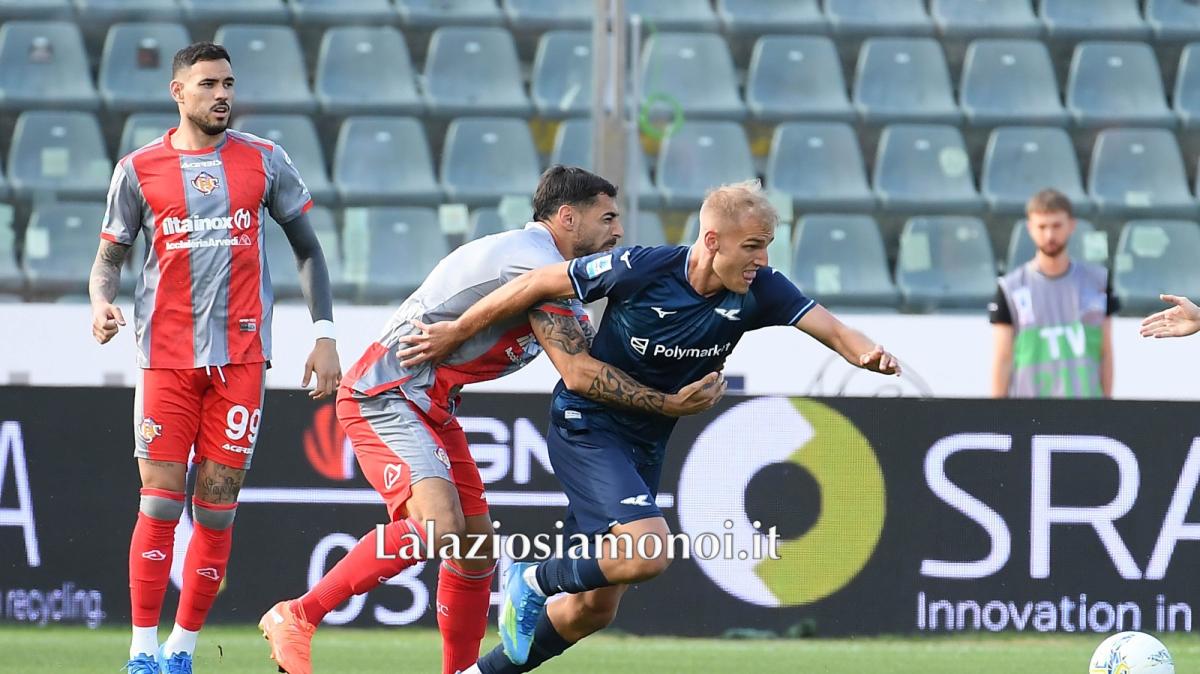 Cremonese - Lazio, il gol di Isaksen a colpi di emoji: il video della società