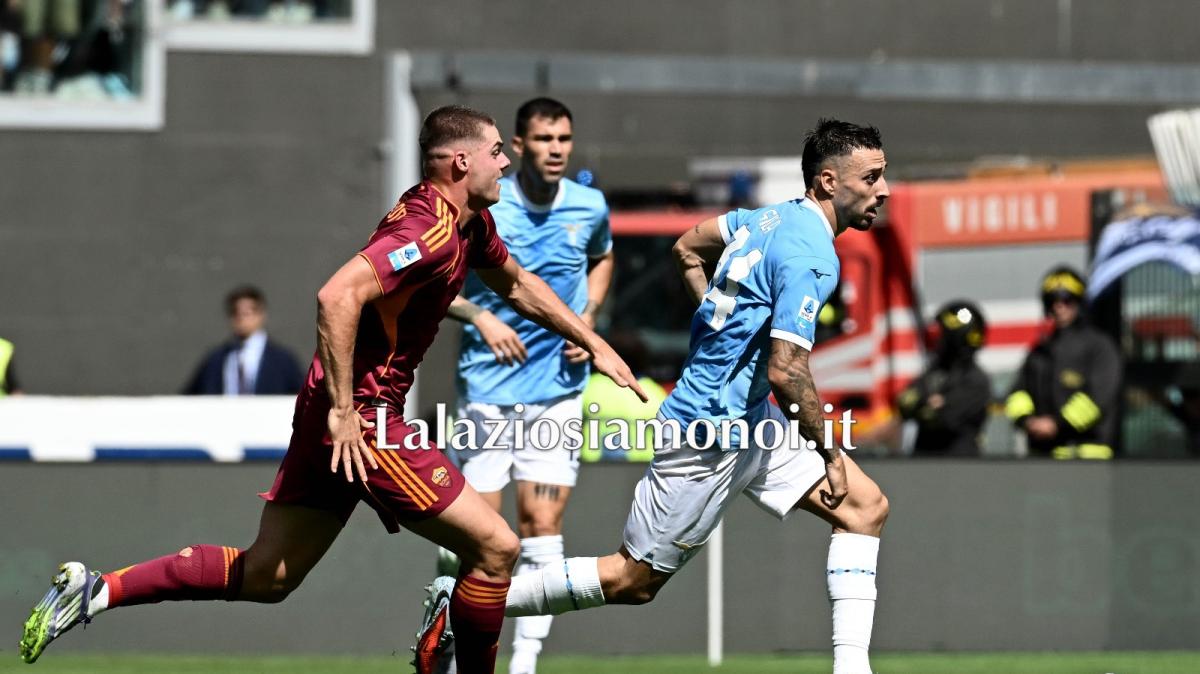Lazio, Sarri sul derby: "È stata la nostra miglior partita". E sull'arbitro...