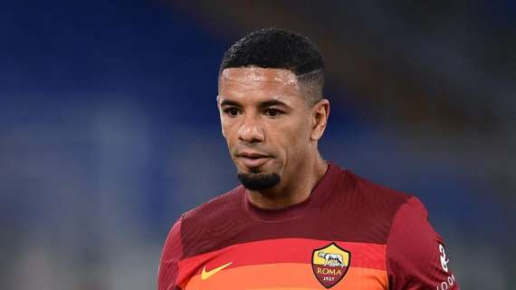 Roma, Bruno Peres esagera con il volume della musica e i vicini chiamano la polizia