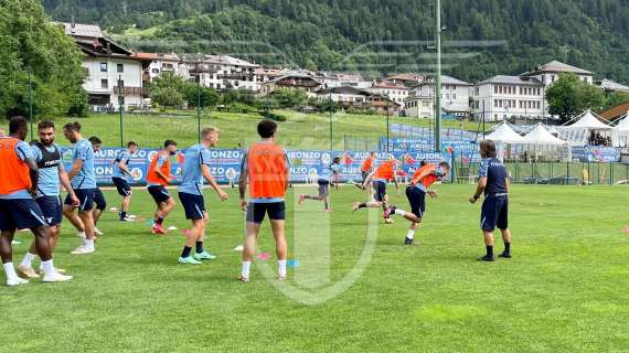 AURONZO GIORNO 18 - Lazio, seduta mattutina: la squadra prepara l'amichevole col Padova