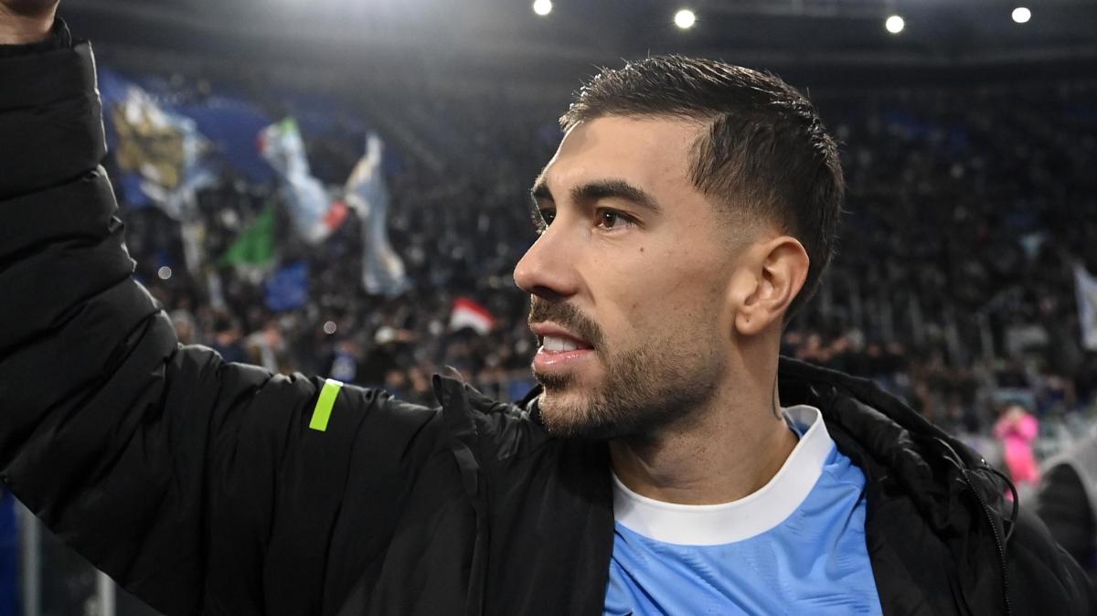 Di padre in figlio: Zaccagni racconta Thiago, tifoso della Lazio