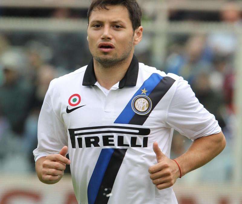 Si viene e si va, prestiti e scadenze di contratto: da Scaloni a Zàrate, si disegna la Lazio della prossima stagione