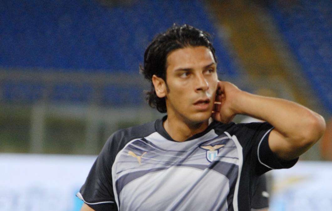 Floccari rassicura: "Tranquilli, faremo bene...Santa Cruz? Ben vengano giocatori come lui..."
