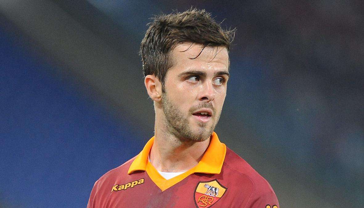 Pjanic, messaggio all'amico Lulic: "Dispiaciuto per la Roma, ma contento per Senad". Poi la rettifica...