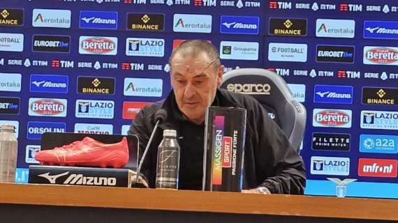 Lazio - Fiorentina, Sarri in conferenza: "Siamo migliorati. Il problema sono i vecchi, non i nuovi"