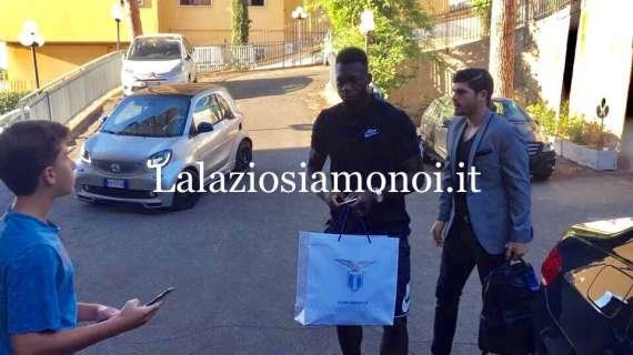 Lazio, Caicedo spinge per il passaporto. E l'agente rivela: "Stava per firmare col Girona!"