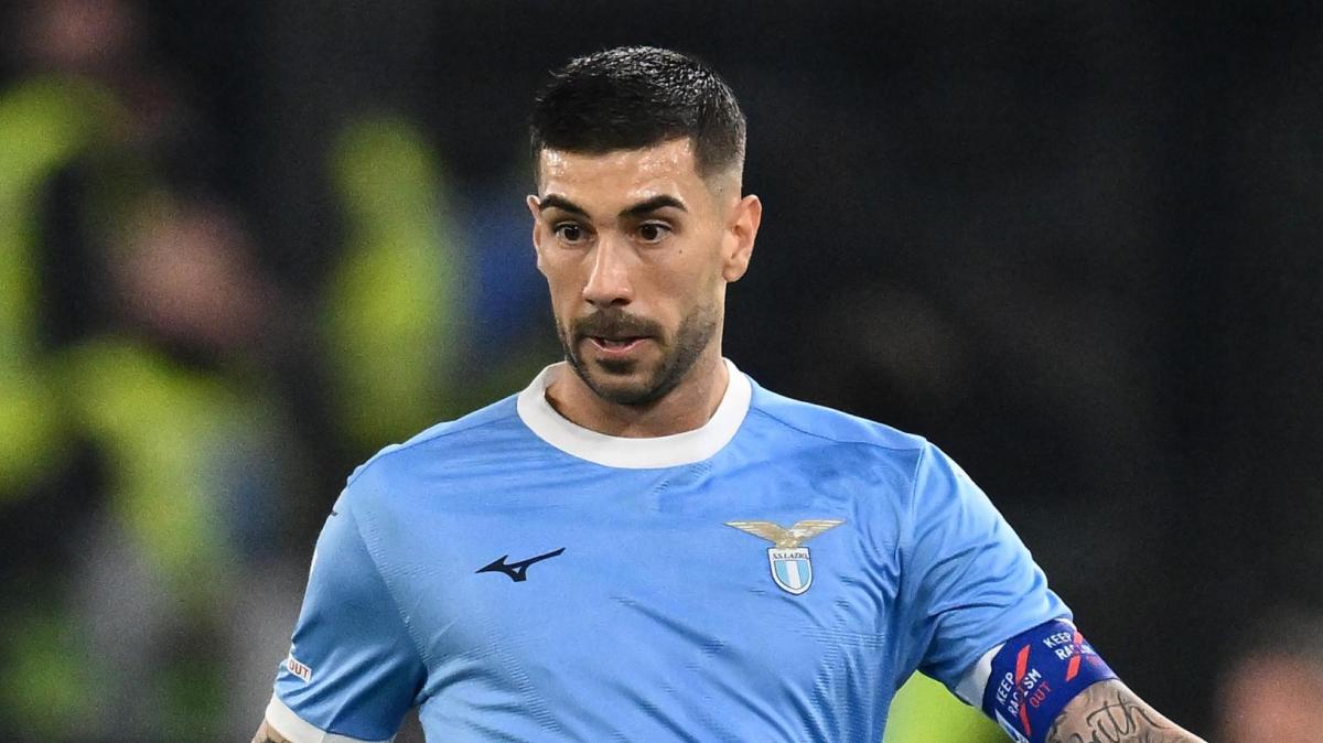 Lazio, Zaccagni parla ai tifosi: "Insieme non saremo mai sconfitti!" - FOTO