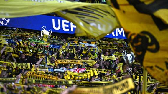 Champions League, striscione shock dei tifosi del Dortmund - FOTO